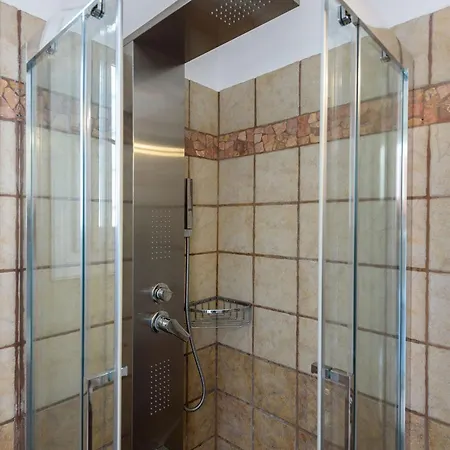 Aigaiou Avra Apartment