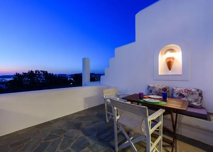 Aigaiou Avra Parikia (Paros)