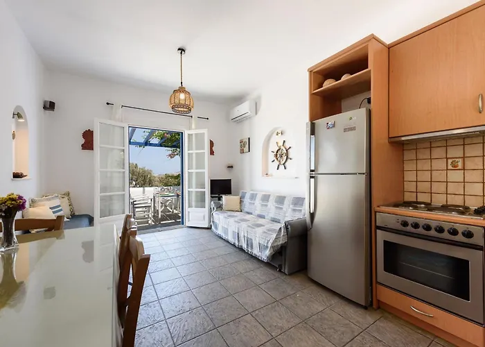 Apartment Aigaiou Avra